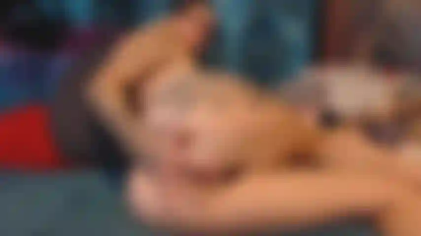 Troia anale in allenamento.