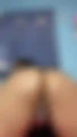 So much ass are you eating it or fucking it??