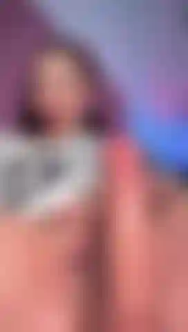 This big cock in front of me makes my pussy wet