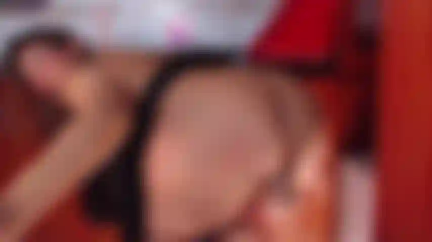 Alla pecorina nel mio culo stretto.