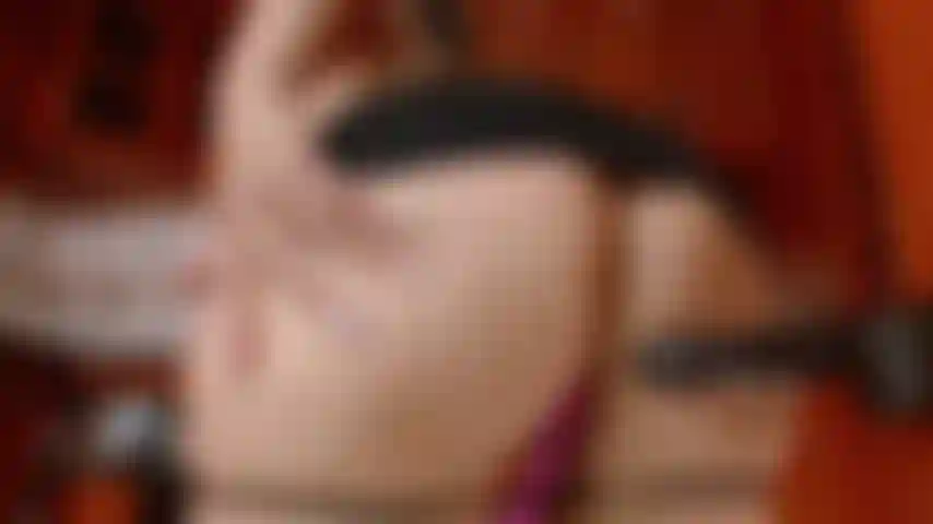 Mi diverto con il tuo cazzo nel culo!