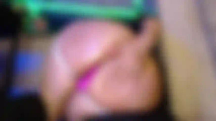 I want you to leave my buttocks red with your hands