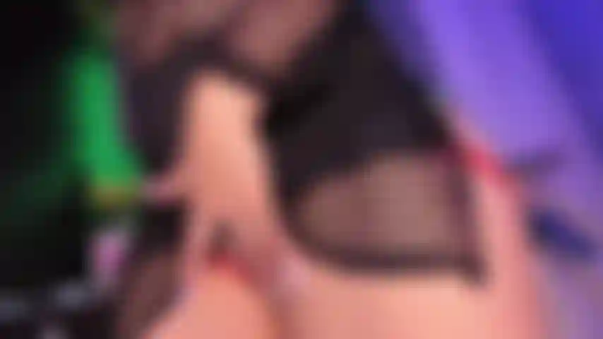 Latina wants your fingers to pass through the tight pussy of it