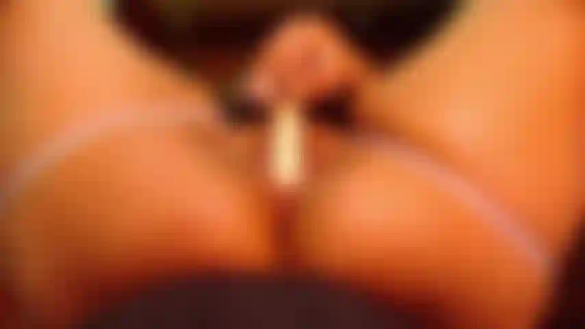 Scopa un piccolo cazzo.