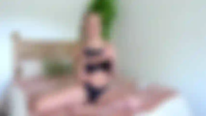 Prova con me il mio nuovo dildo testurizzato.