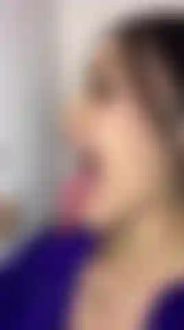 My long tongue in lateral view