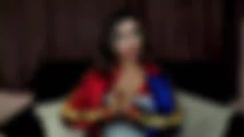 I baci appiccicosi di harley sul tuo viso.