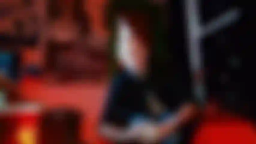 Adora i piedi del tuo bullo!