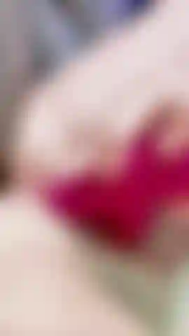 Il nuovo giocattolo mi ha fatta bagnare tutta!!