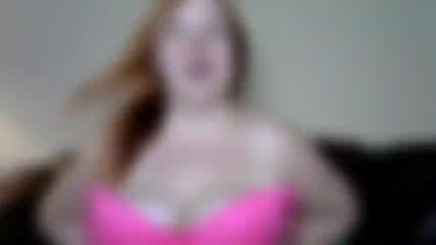 Piccola umiliazione del pene nel buff!