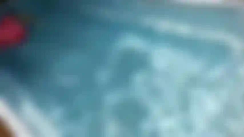 Nuoto nuda.