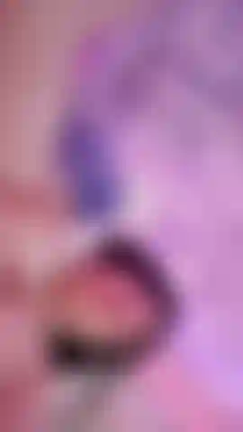 Che si masturba da vicino.