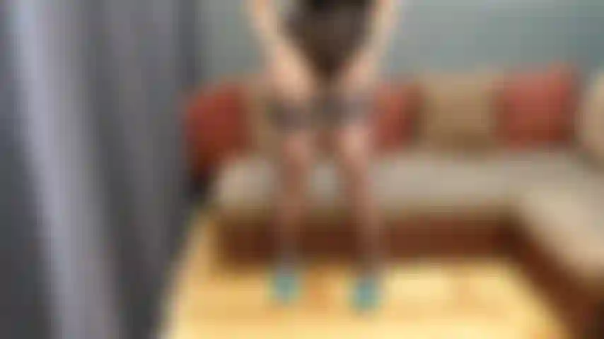 Corpo, reggicalze, sensualità e comunque un po' di sesso ;).