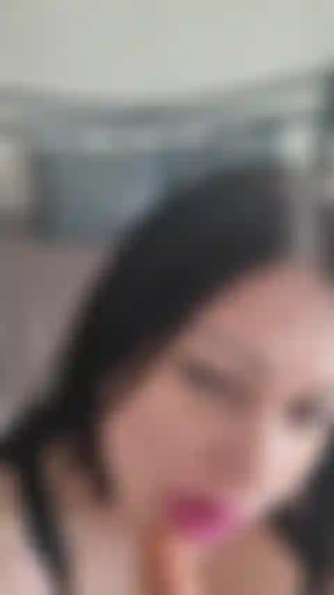 Ti succhio il cazzo.