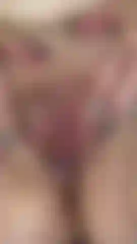 Cream pie experience babe’s!  Spread wide open pushing a deep cream pie out!  Very hot 🥵