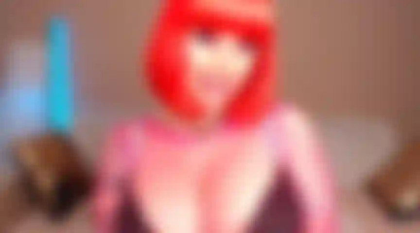 87. Una moglie cornuta con un cazzo piccolo e formosa che succhia una sorpresa per l'anniversario del bbc.