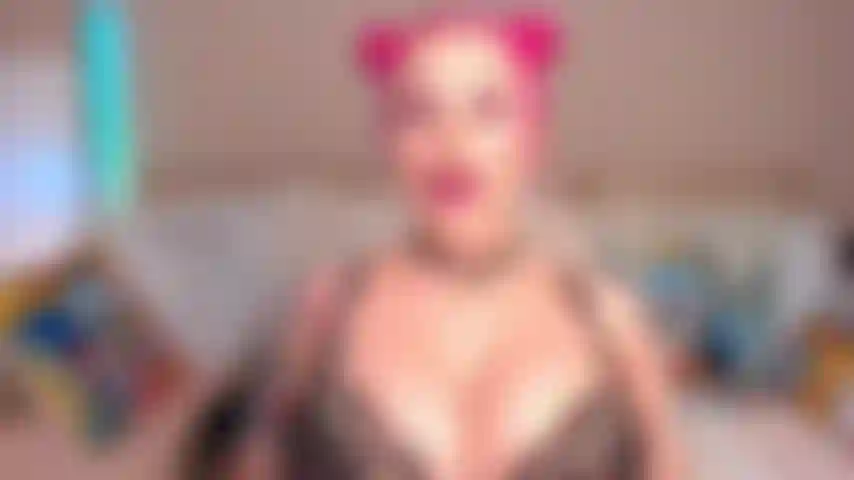 107. 10 Il nuovo video di mins che adora e