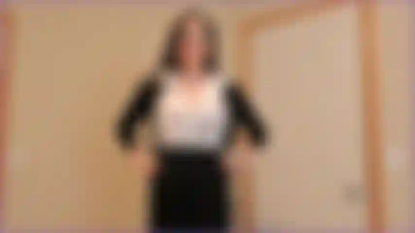 Il capo ti umilia, sono stufa di guardarti in faccia, sei licenziata! Oh stai piangendo? Vuoi riavere il tuo lavoro? Inginocchiatevi e supplicatemi di riavere il tuo lavoro... Ti darò il tuo bonus subito! Vedi i tag per altro :).