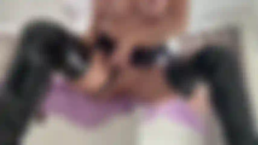 Scopami sul bordo del letto!!!