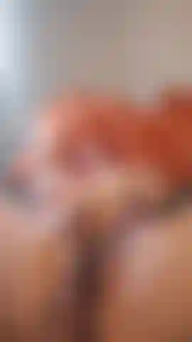 Sdraiata mentre mi prendi facendomi tua.