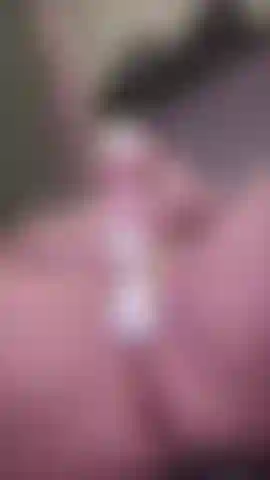 Guardami usare la mia bacchetta così bagnata.