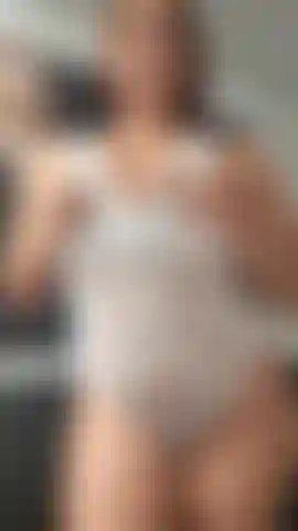 Delizioso gioco di figa pov.