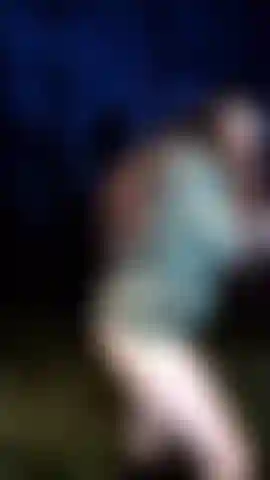 Lingerie nella foresta.