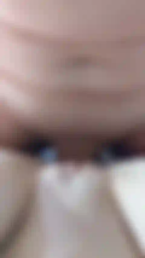 Ho lasciato che mio marito mi venisse nella figa per la prima volta.