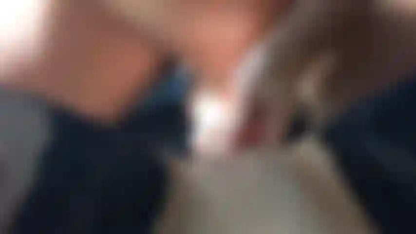 Ho un cazzo duro nel profondo della mia figa stretta.