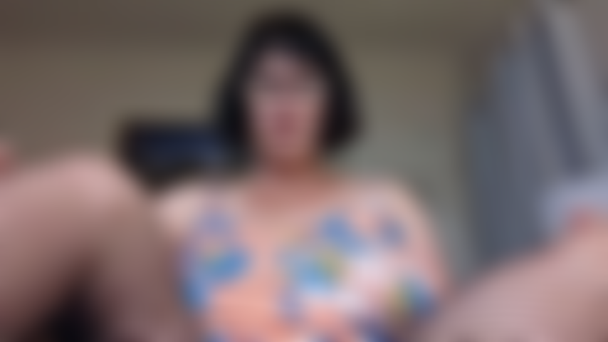 Anale e con discorsi sporchi in calze a rete.