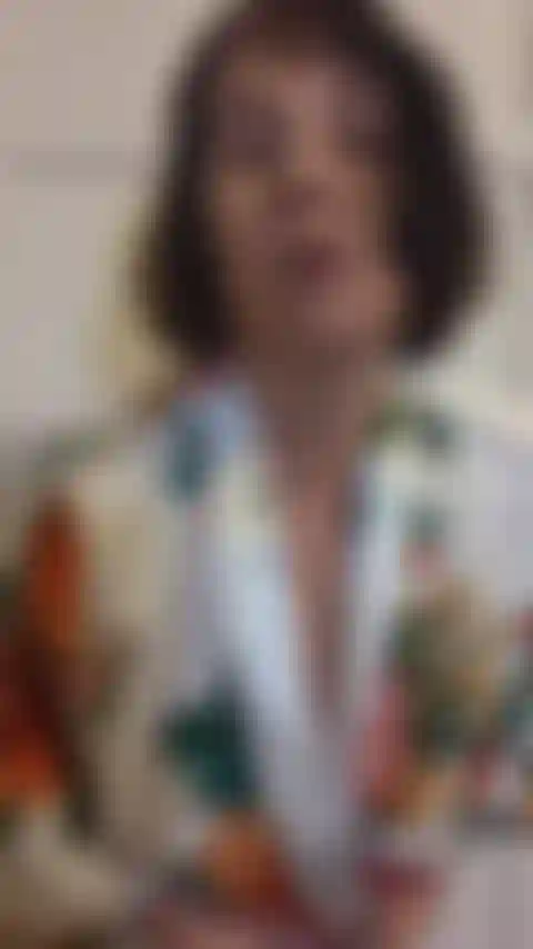 Diamoci dentro fisicamente/sessualmente! Ti stuzzico nuda!