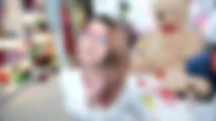 L'infermiera più sexy della tua città viene a casa tua per curare il tuo infortunio alla gamba. Il rimedio è qualcosa a cui non penseresti mai! Lascia che la tua infermiera ti prosciughi le palle!