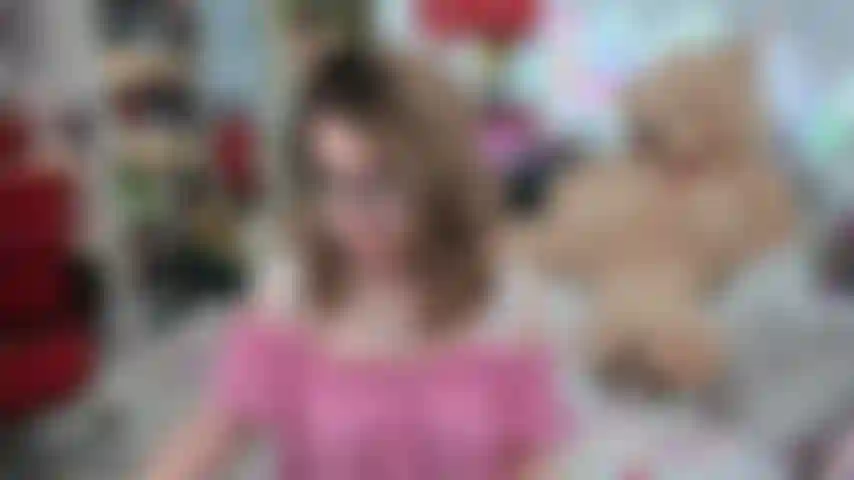 Adorabile esperienza cam2cam! La prossima volta che mi vedi, condividi la tua webcam/fotocamera del telefono/fotocamera dell'ipod, perché è uno dei modi migliori per conoscerci e anche io posso vederti! Divertiamoci!