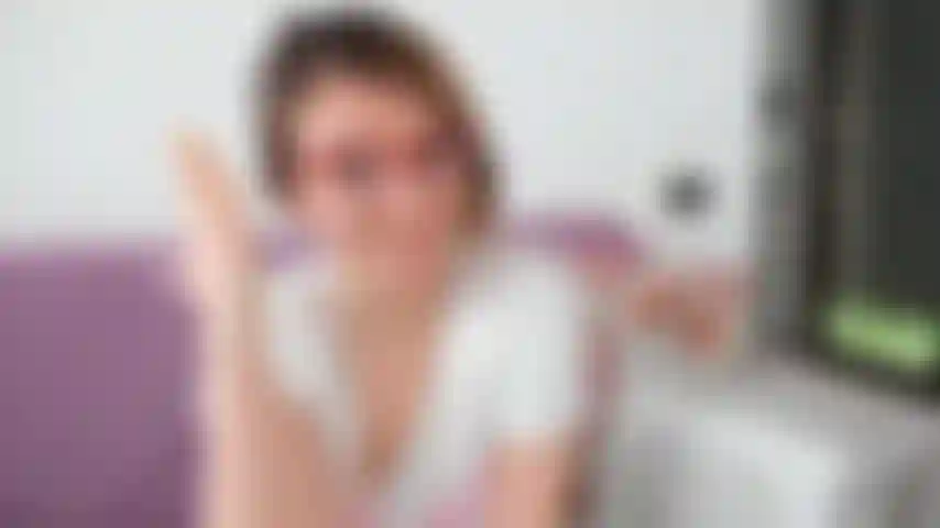 Il video più sexy e reale è qui! Rilassati con me dopo una lunga giornata, fatti un lungo bagno con me, coccoliamoci a vicenda e alla fine, implorerò il tuo cazzo come una brava ragazza!