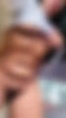 I want a juicy cock dripping all over me pussy