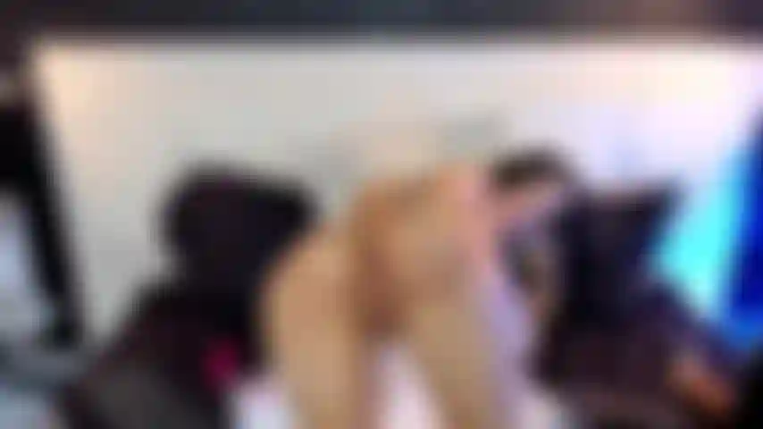 Apro il culo per te.