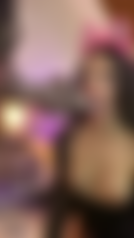 Ti mangio il cazzo davanti allo specchio.