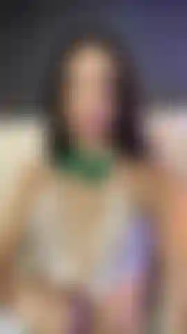 I miei piccoli seni sono per te.