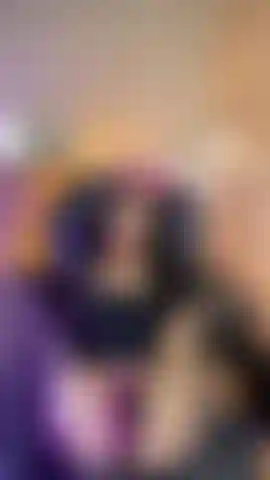 La mia figa riceve una punizione con la mia lussuria.