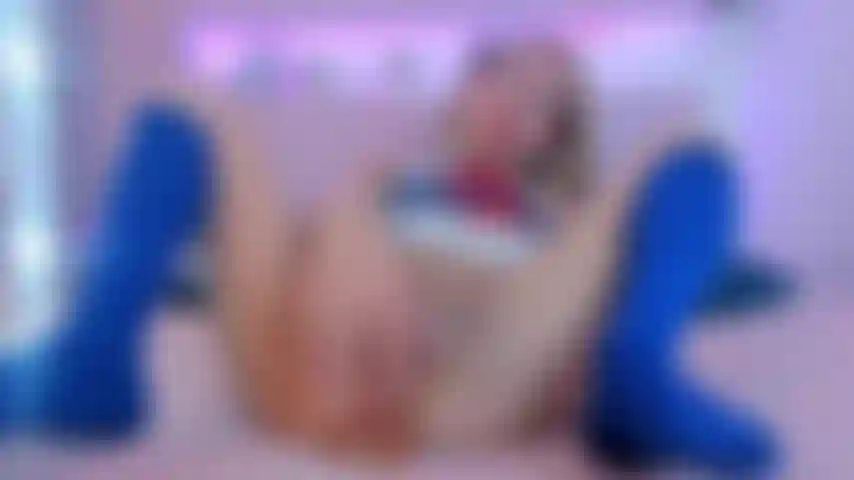 Fotti il ​​mio culo con il tuo cazzo, rendimi una brava ragazza.