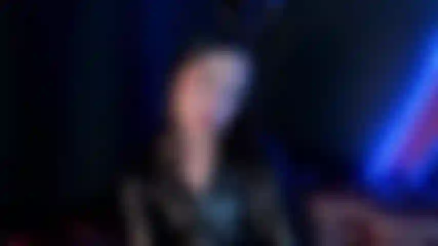 Le mie labbra sexy giocano con il bavaglio.