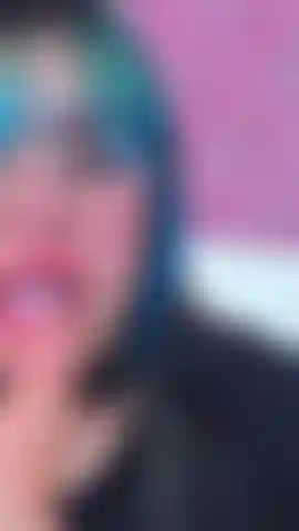 Mi comporto male e tu ne trai piacere.