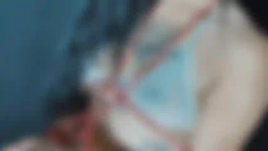 Voglio che tu mi leghi e mi faccia tua.