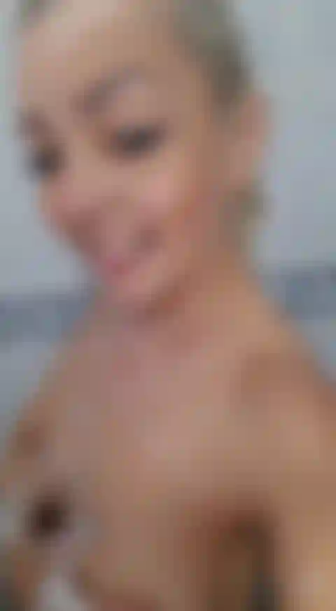 Fatti una doccia con me.