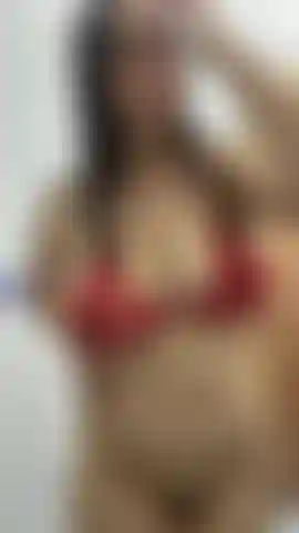 Che mi tocca nel bagno.