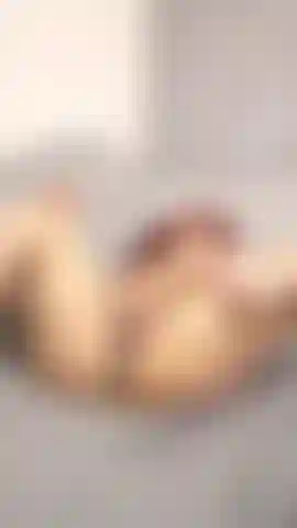 Maxim masturbazione.