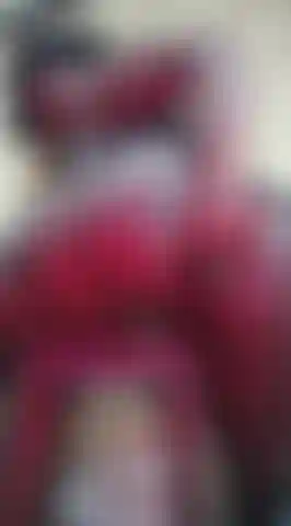 Brunette skin, fiery gaze a dangerous game.