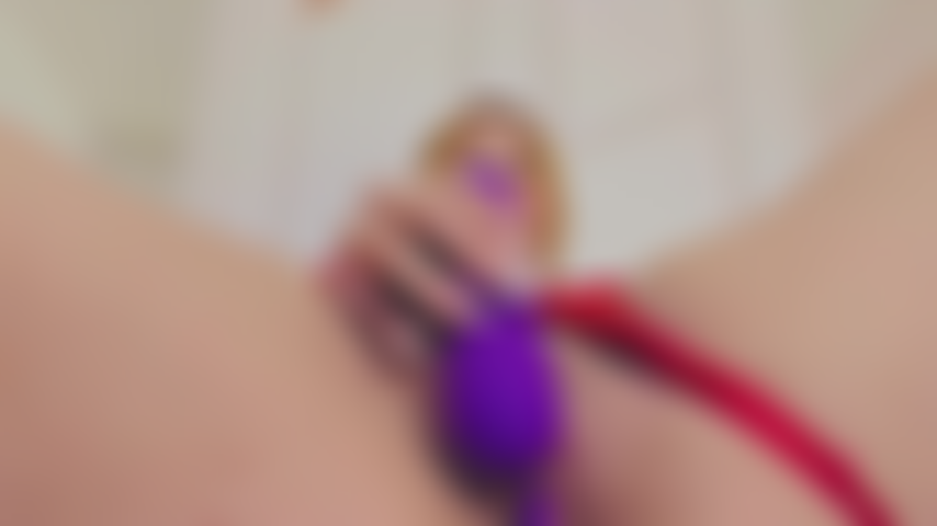 Quando ho i miei due vibratori esplodo di piacere.