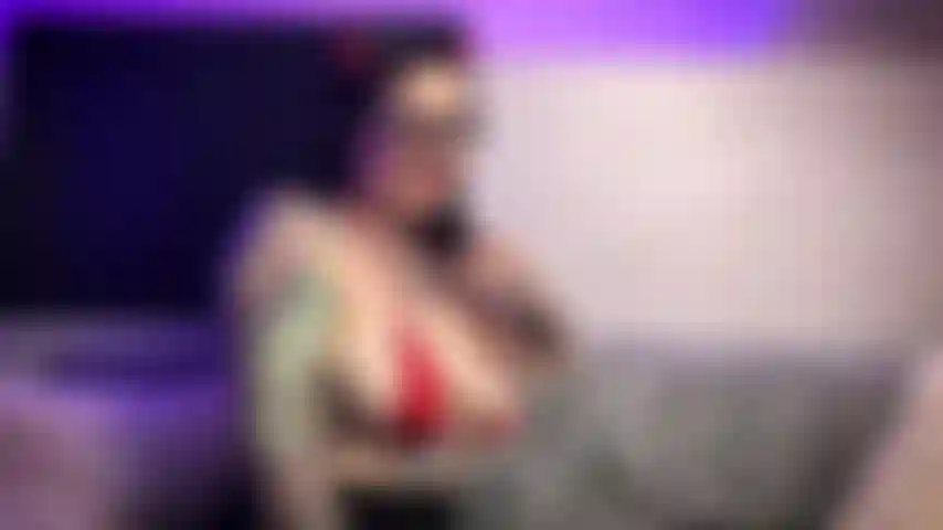 Mia moglie ti tradisce prima della festa di halloween!