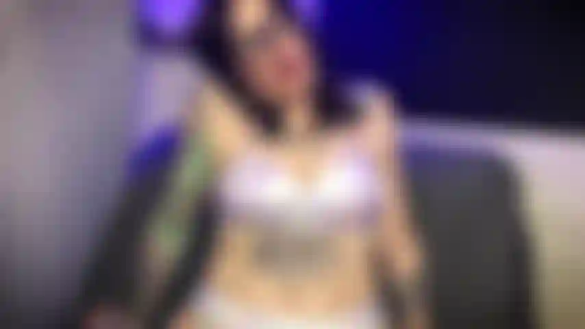 Il tuo cazzo non tagliato mi fa schifo!